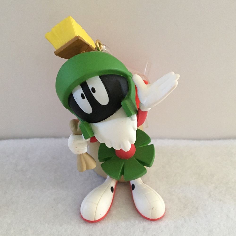 Hallmark Ornament - Marvin the Martian